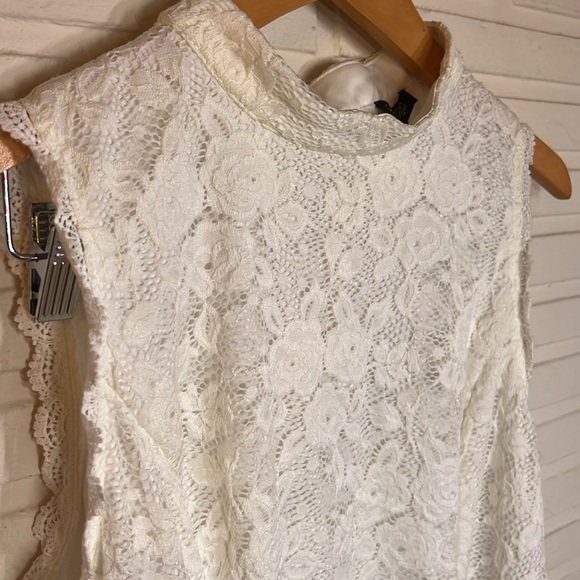 Lily Rose Ivory and Black Lace Open Back Fit & Flare Dress, women’s Size XXL - Picture 4 of 8